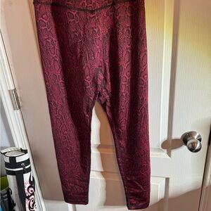 BuffBunny Women's Leggings in maroon Snake Print